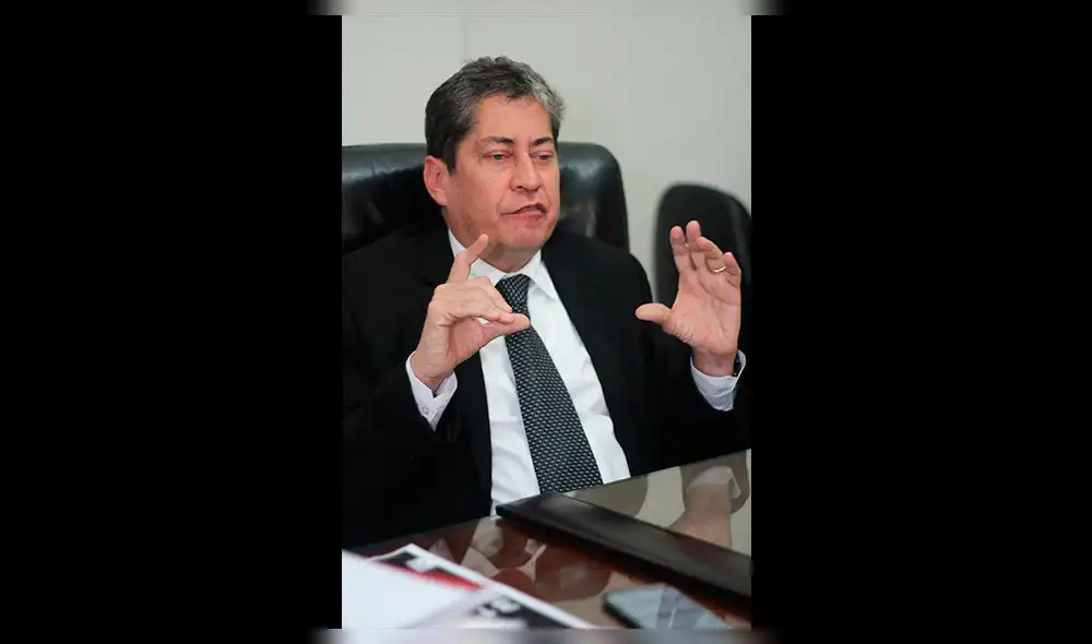 Eloy Espinoza-Saldaña: “Todavía no hay una sentencia en la demanda contra la ley antitránsfuga”