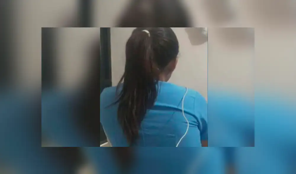 La médica tuvo que correr a su casa debido a que habitantes la amenazaron con apedrearla luego que se difundiera un falso rumor. (Foto: Captura)