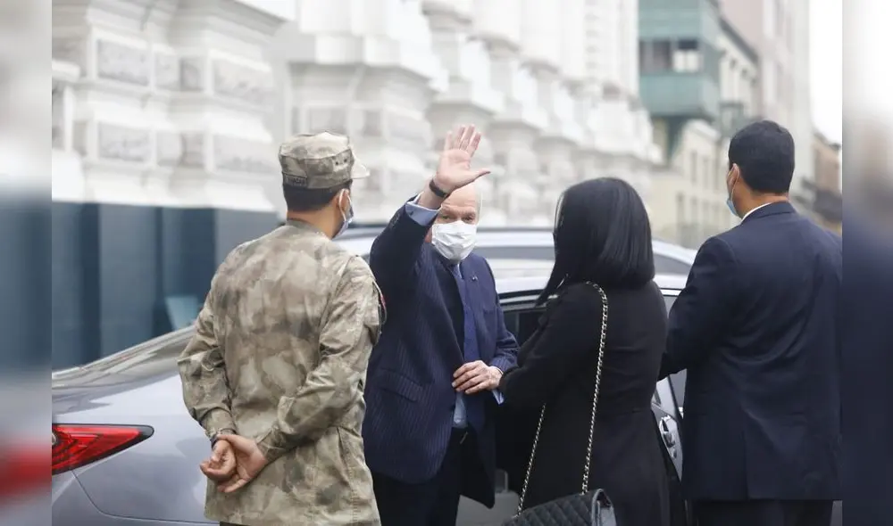 Pedro Cateriano tras reunión con Manuel Merino en el Congreso. Foto: Felix Contreras/La República. Pedro Cateriano tras reunión con Manuel Merino en el Congreso. Foto: Felix Contreras/La República.
