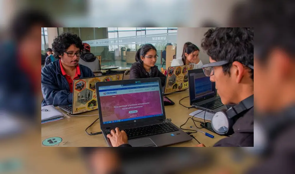 Pronabec difundió becas para cursar maestrías y posgrados en el extranjero. Créditos: Difusión.