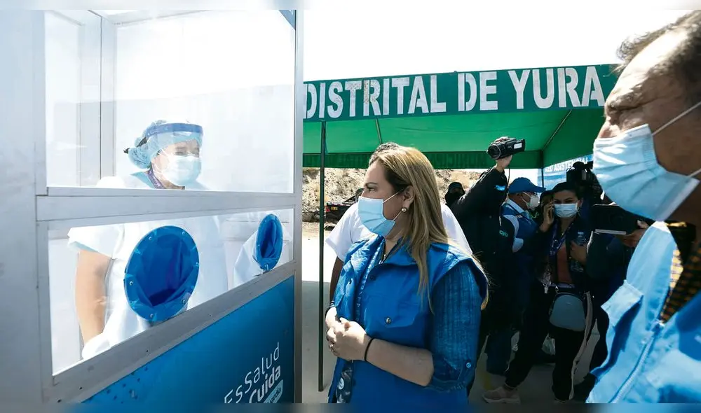 se preparan. Fiorella Molinelli indicó que se alistan para aplicar vacuna contra COVID en 2021.