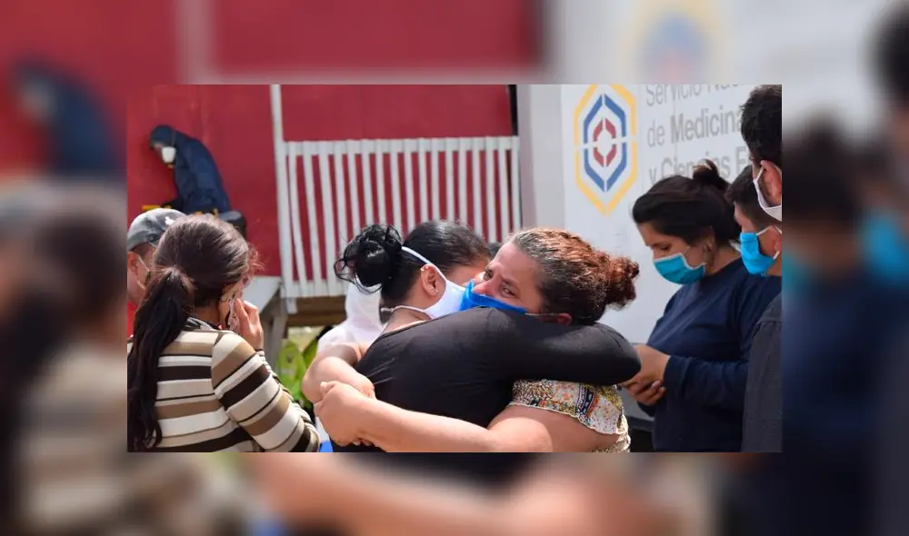 Se cree que los hombres tras matar a sus víctimas cargaron al infante y lo pusieron sobre el pecho de la madre. (Foto: El Universo)