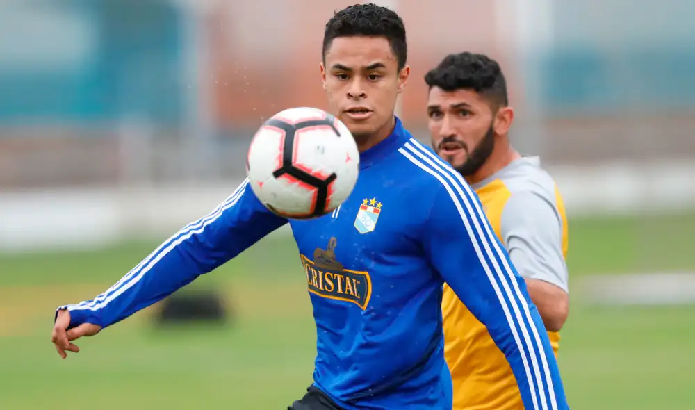 Ricardo Gareca ya le busca recambio a Paolo Guerrero de cara al futuro de la selección peruana.