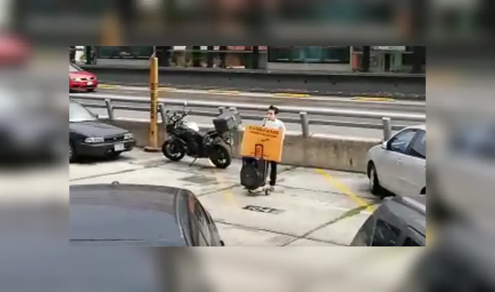 Un joven mexicano narra cuentos para los niños que están en su casa durante la cuarentena. Foto: FacebookUn joven mexicano narra cuentos para los niños que están en su casa durante la cuarentena. Foto: Facebook Un joven mexicano narra cuentos para los niños que están en su casa durante la cuarentena. Foto: FacebookUn joven mexicano narra cuentos para los niños que están en su casa durante la cuarentena. Foto: Facebook
