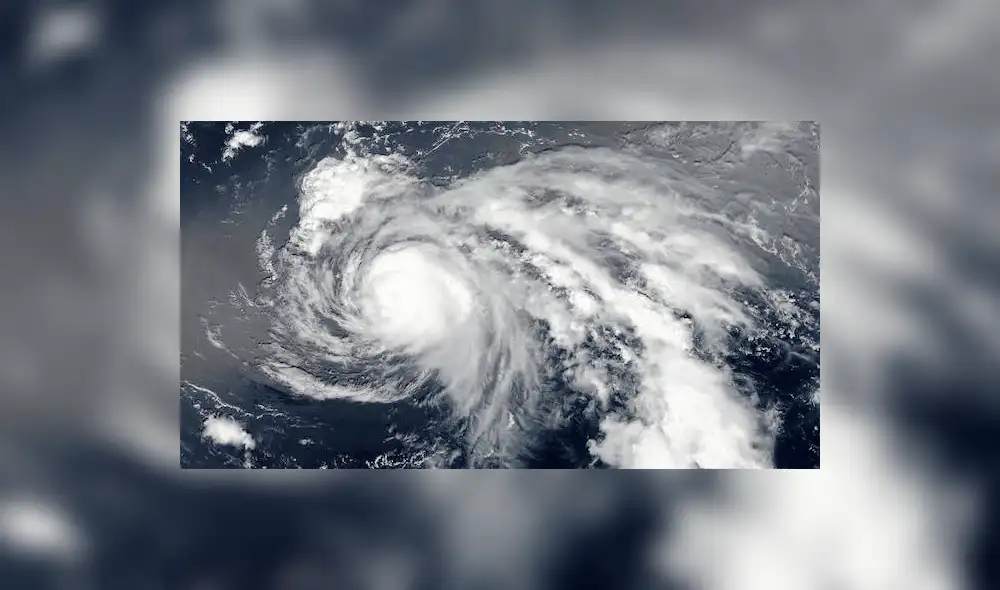 Huracán Harvey tocó tierra en la costa de Texas, con categoría 4 [VIDEOS]