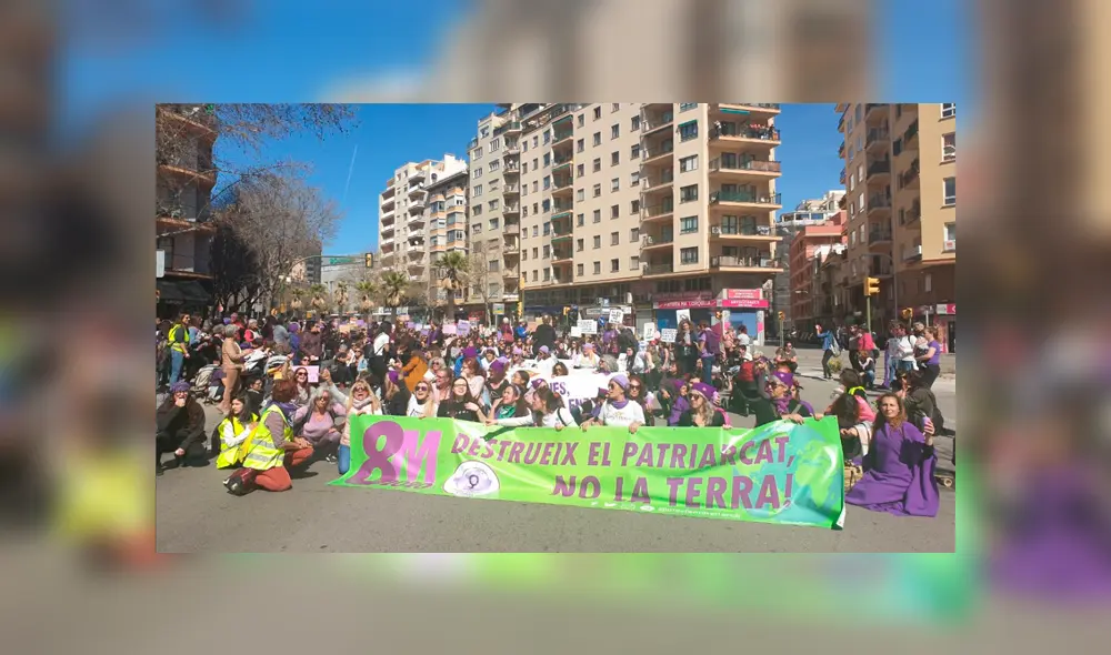 Día de la Mujer en España: miles de personas se manifiestan en Palma por la igualdad de derechos