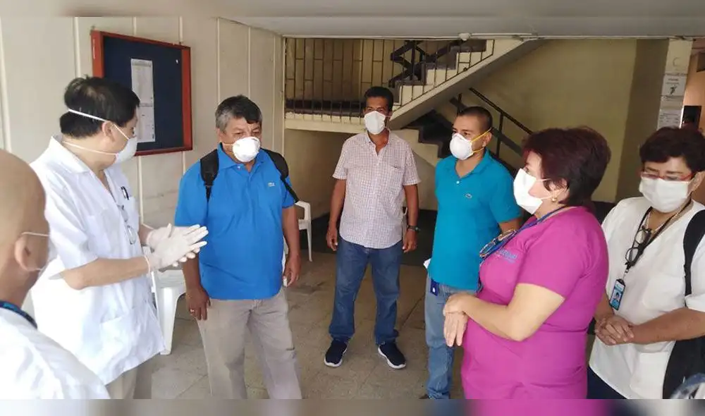 Esta mañana se dio la reunión para ceder instalaciones del Centro de Idiomas en favor de Essalud.