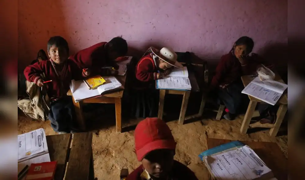 ECE 2016: Se avanza en matemática, pero se retrocede en comprensión lectora