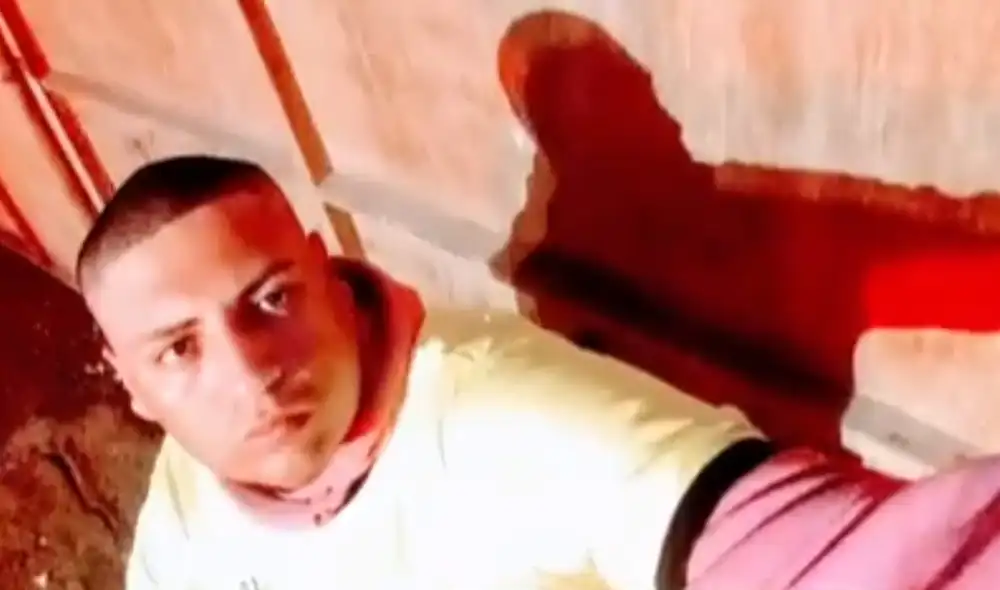 Alias 'Negro' registra antecedentes por hurto agravado. Aseguró que el móvil del crimen fue el robo. Foto: captura de Domingo al Día Alias 'Negro' registra antecedentes por hurto agravado. Aseguró que el móvil del crimen fue el robo. Foto: captura de Domingo al Día