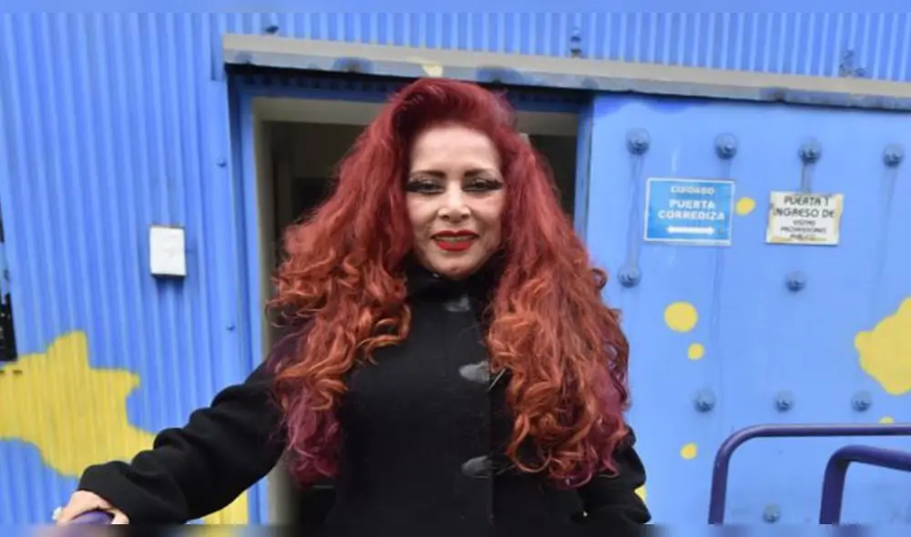 Monique Pardo contenta porque ya puede atenderse gracias al SIS. Foto: Archivo Monique Pardo contenta porque ya puede atenderse gracias al SIS. Foto: Archivo