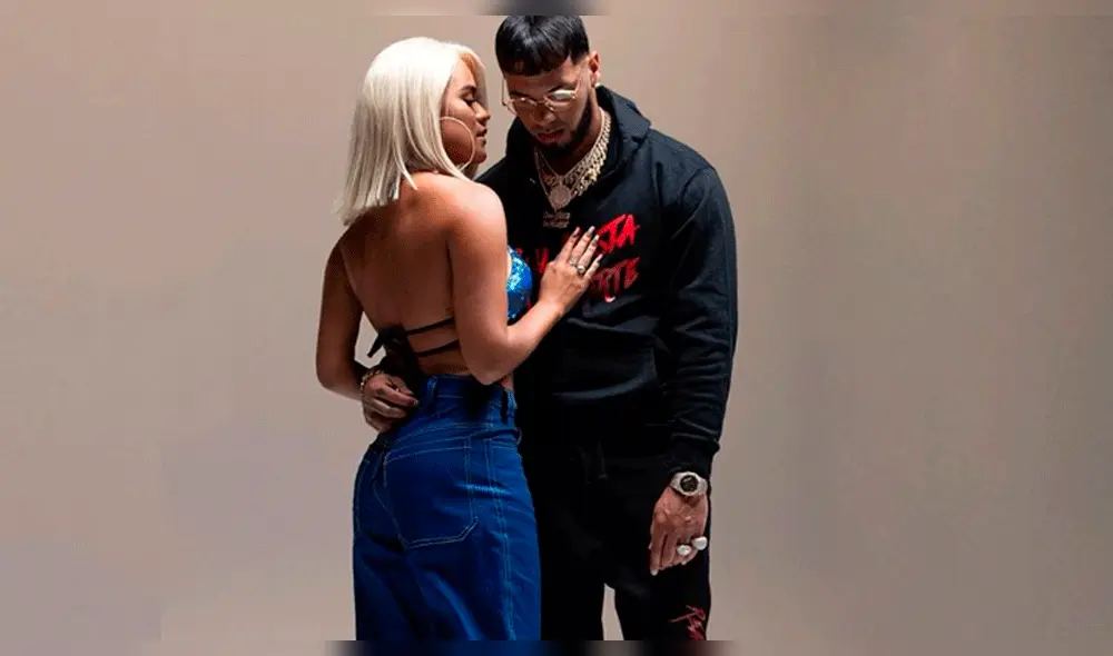 Karol G y Anuel AA: supuesta expareja arremete contra cantante y muestra chats privados