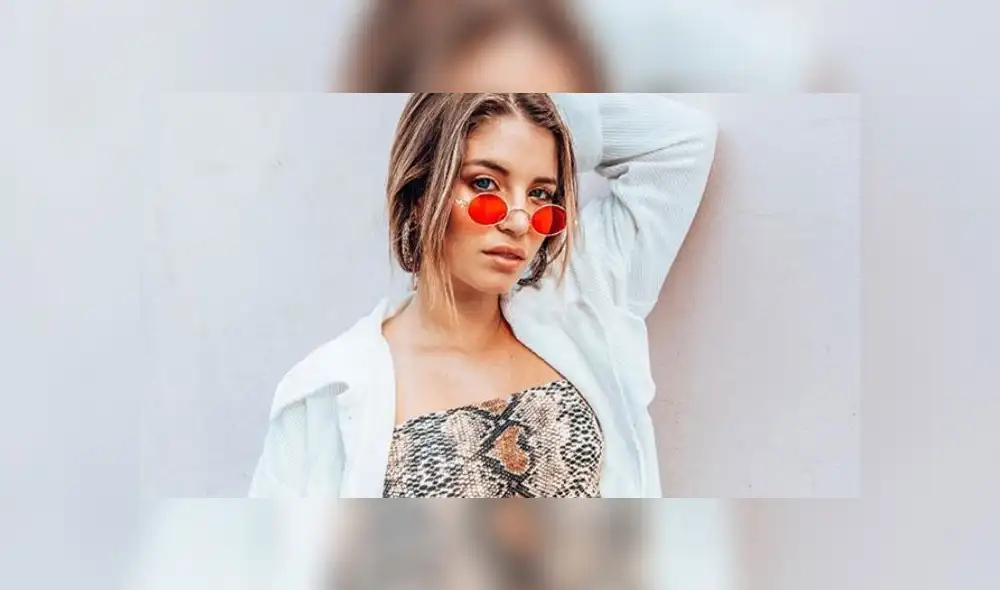 Flavia Laos comparte foto de nuevo outfit, usuario la critica y ella no se queda callada