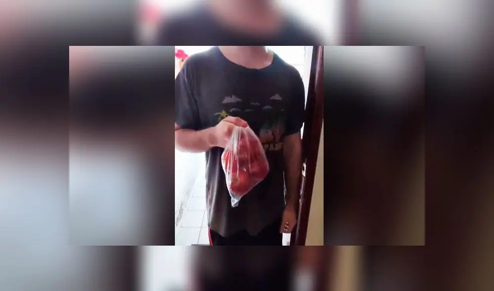 Desliza las imágenes para conocer cuál fue el peculiar 'error' que cometió este joven al comprar manzanas. Foto: Tiktok Desliza las imágenes para conocer cuál fue el peculiar 'error' que cometió este joven al comprar manzanas. Foto: Tiktok
