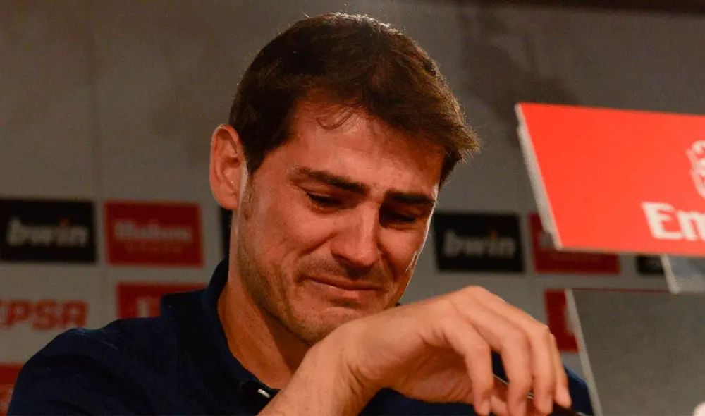 Iker Casillas anuncia su retiro del fútbol Iker Casillas anuncia su retiro del fútbol