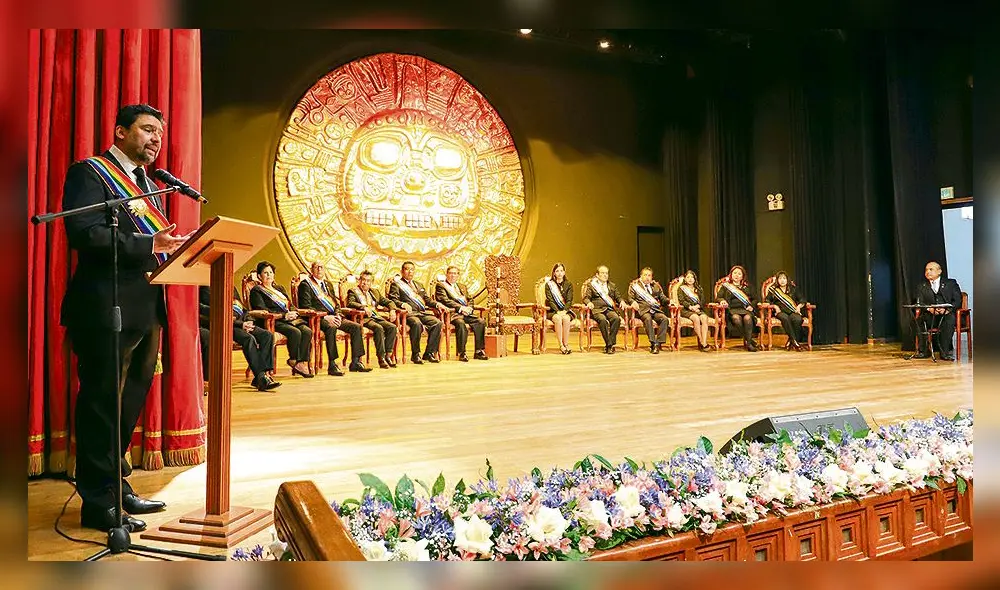 CONCEJO. Regidores debieron suspender a Boluarte. CONCEJO. Regidores debieron suspender a Boluarte.