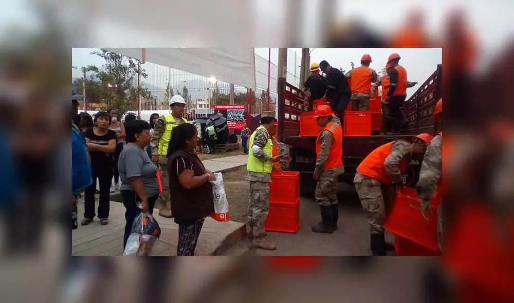 Santa Anita: reparten más de 14 mil galones de agua potable a damnificados de SJL [FOTOS Y VIDEO]