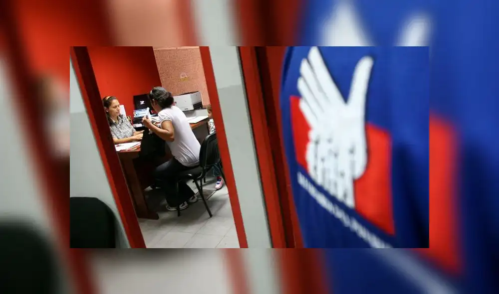 Defensoría del Pueblo vigilará que bienes y servicios públicos se entreguen a personas de bajos recursos económicos. Créditos: Difusión.