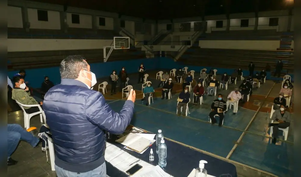 Autoridades vecinales de los 59 territorios pidieron el mejoramientos pistas y parques. Autoridades vecinales de los 59 territorios pidieron el mejoramientos pistas y parques.