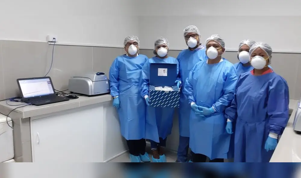 Medicos recibieron los kits de emergencia. FFAA y policía estuvieron en calle Medicos recibieron los kits de emergencia. FFAA y policía estuvieron en calle