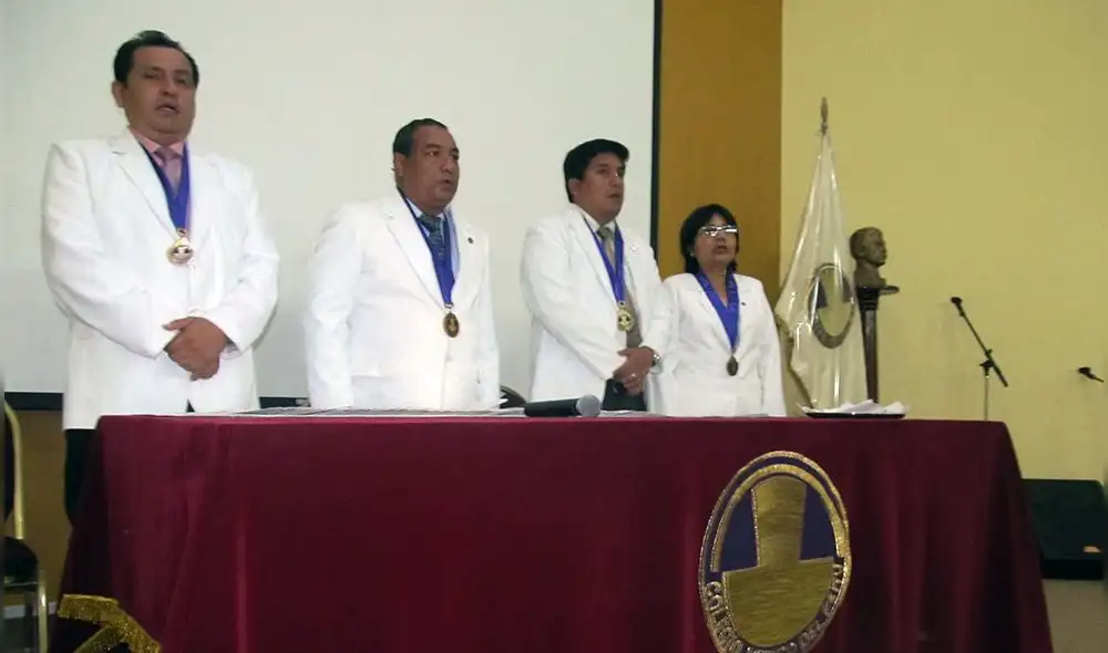 Nuevos profesionales en la orden médica de Chiclayo
