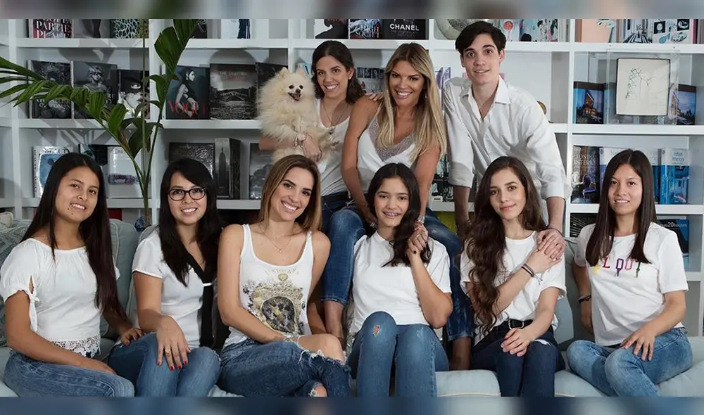 Jessica Newton enternece en Instagram al posar junto a sus 7 hijos