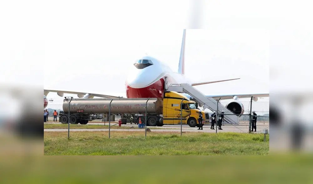 Boeing 747 SuperTanker llega a Bolivia para combatir los incendios forestales en Santa Cruz.