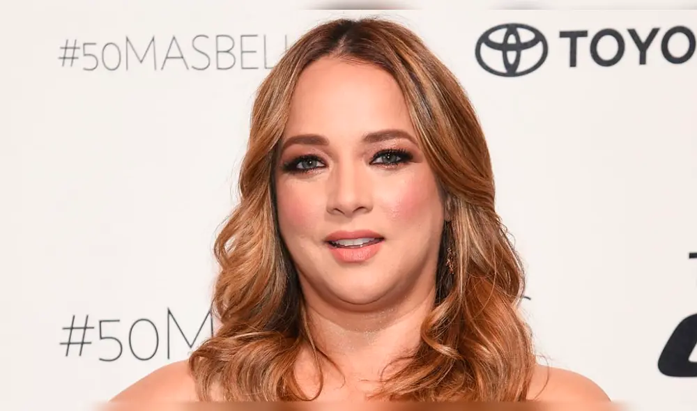 Adamari López mostró más de la cuenta tras descuido en programa [VIDEOS]