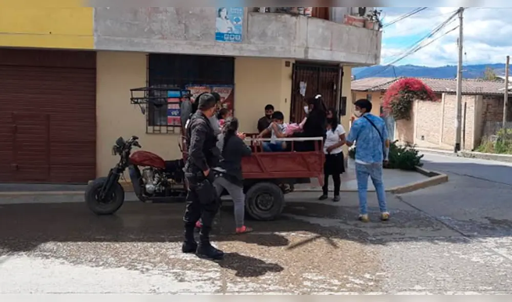 Infraccionan a personas que salieron en Día del Padre. Infraccionan a personas que salieron en Día del Padre.
