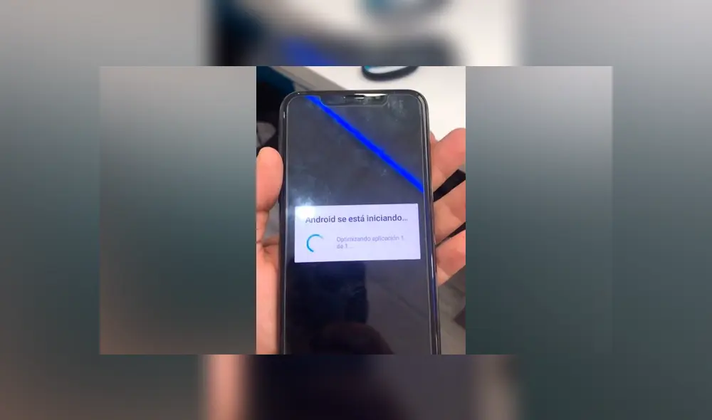 Desliza las imágenes para ver la desagradable sorpresa que se llevó un joven al comprar un iPhone 11 por Internet. Foto: Captura/TikTok