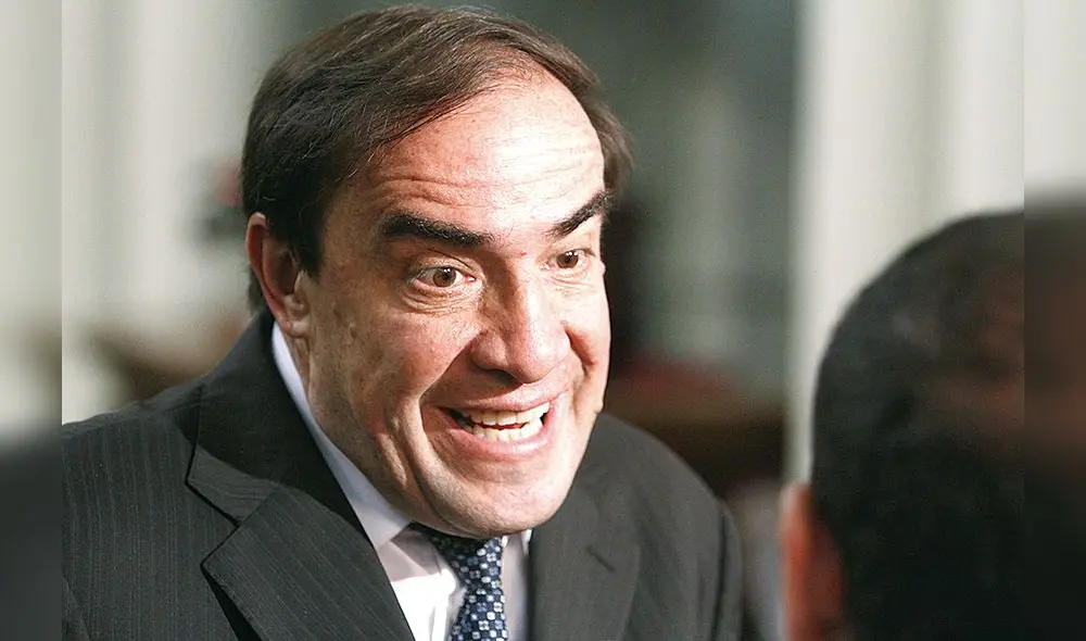 EL CONGRESISTA YONHY LESCANO ANCIETA DURANTE LA SESION DEL PLENO DEL CONGRESO DE LA REPUBLICA