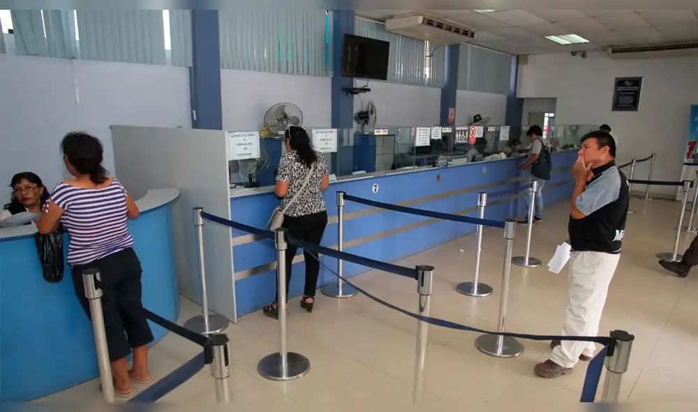 Usuarios deben pagar servicio de agua potable. (Foto: Clinton Medina)