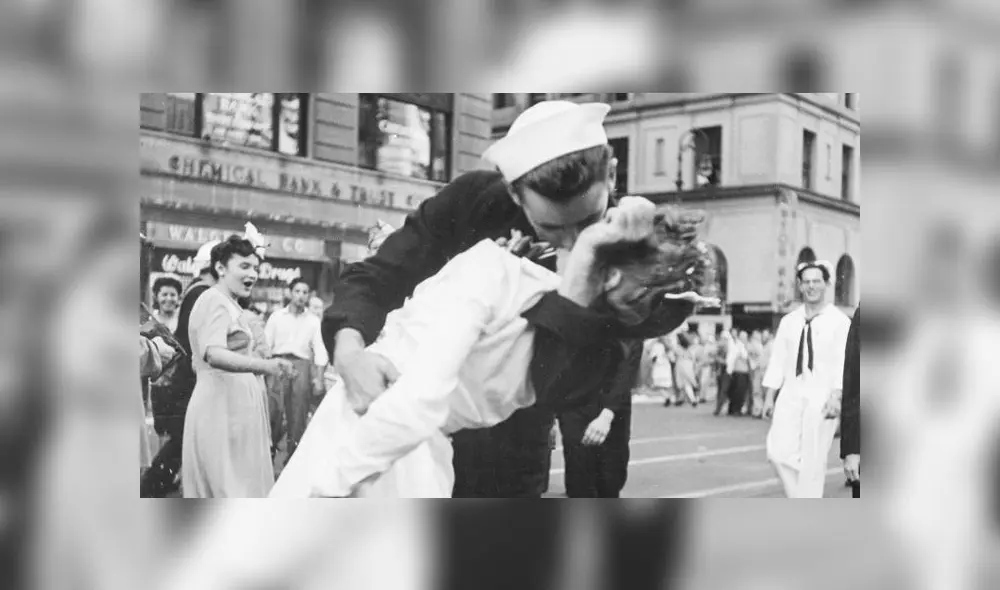 Muere el marinero de la famosa fotografía del Día de la Victoria [FOTO]