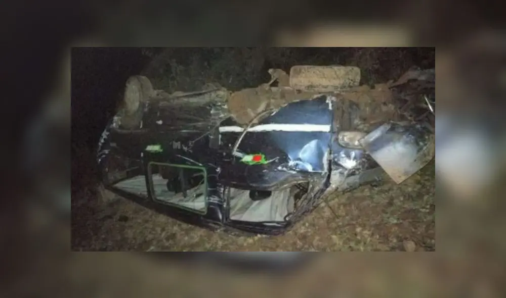 Auto de placa B40-759 se despistó en la provincia de Mariscal Luzuriaga. (Imagen tomada de Andina)