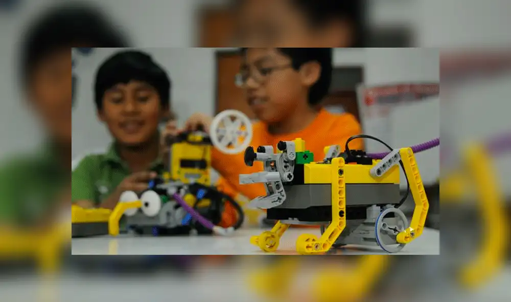 Comas: Mil escolares recibirán clases gratuitas de robótica en la UNI Comas: Mil escolares recibirán clases gratuitas de robótica en la UNI