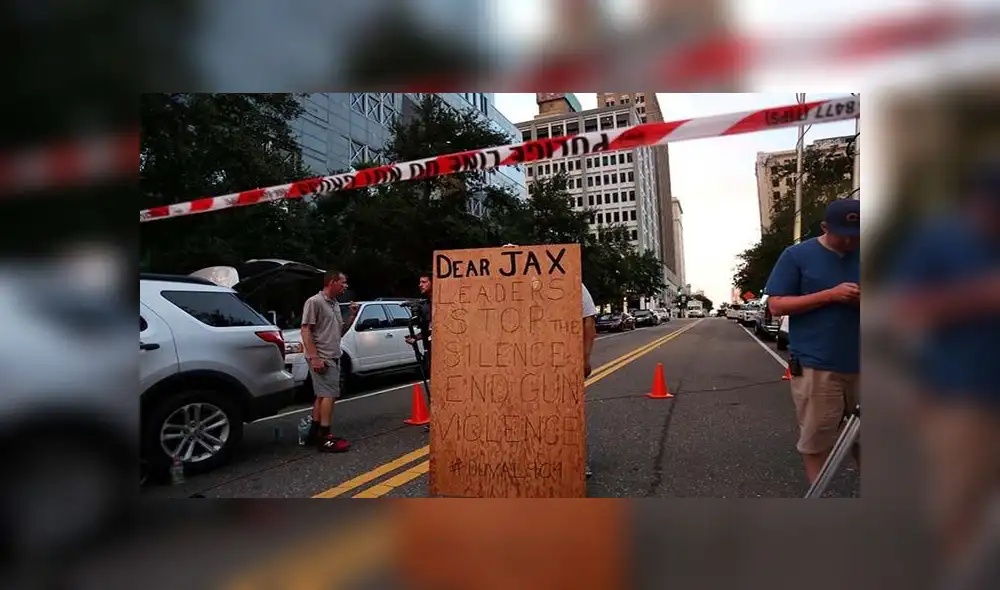 EE.UU.: Víctimas del tiroteo en Jacksonville demandan a organizadores por negligencia