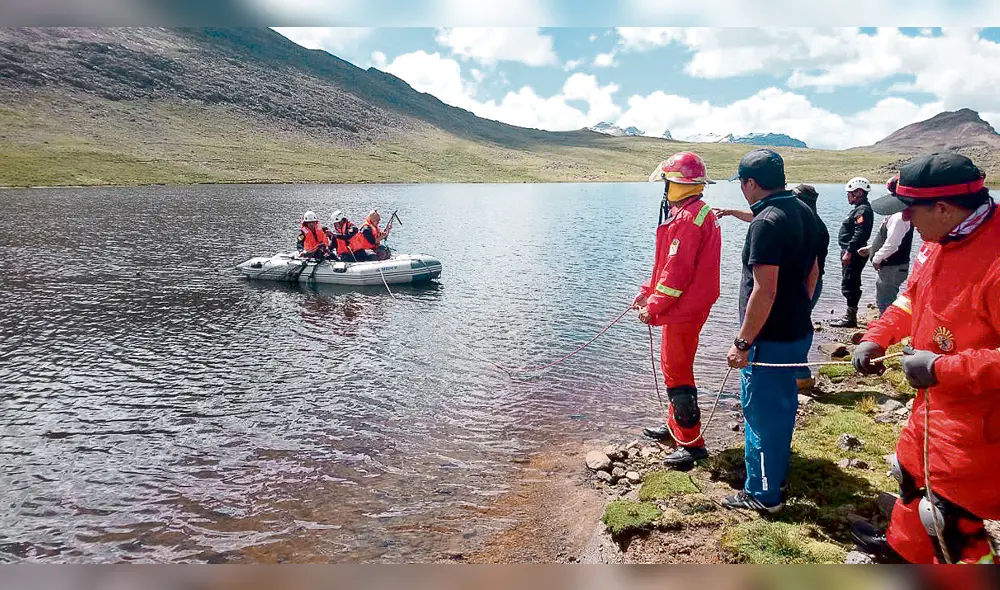 Cinco integrantes de una familia mueren ahogados en laguna de Huancavelica