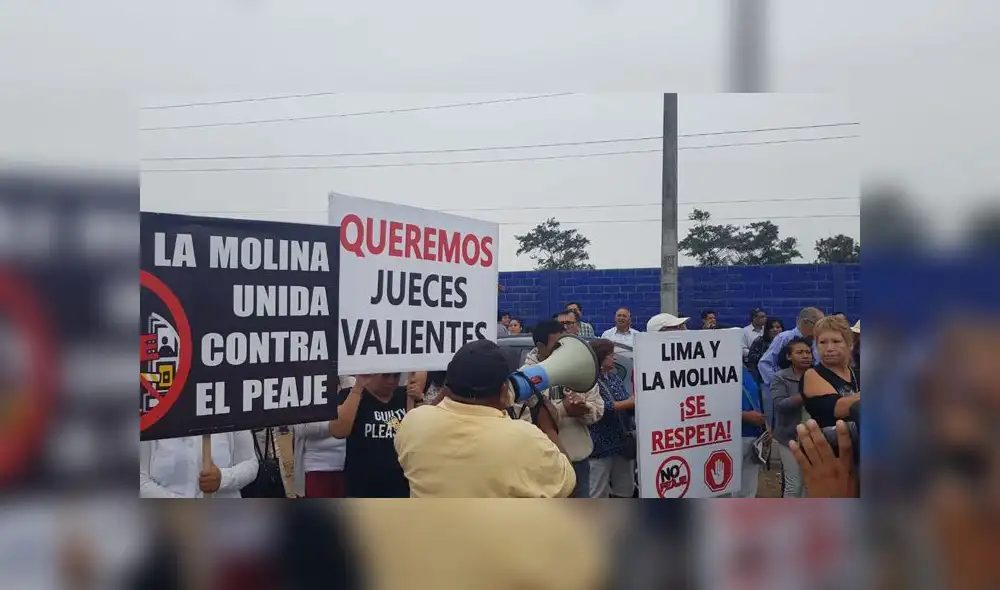 Alcalde de La Molina protesta contra fallo que revoca la suspensión de ...