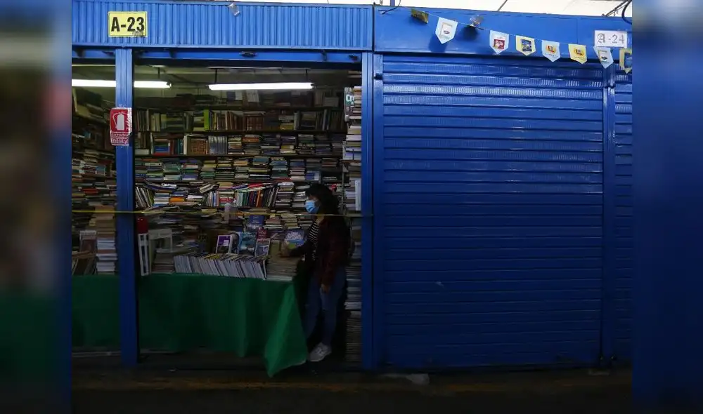 Feria del Libro 'Amazonas' luce prácticamente vacía en su primera etapa de reactivación. Foto: Flavio Matos / La República Feria del Libro 'Amazonas' luce prácticamente vacía en su primera etapa de reactivación. Foto: Flavio Matos / La República