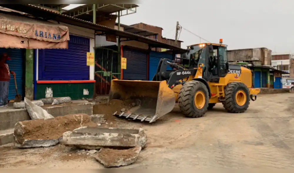 Inician recuperación de espacios públicos en Chimbote. Inician recuperación de espacios públicos en Chimbote.