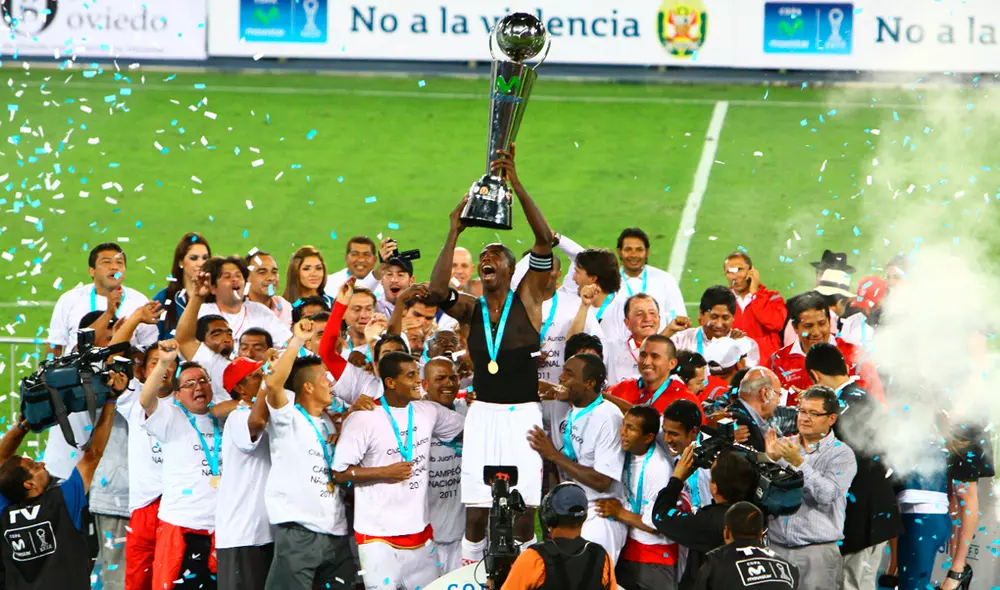 'Cuto' Guadalupe adapta su restaurante a la nueva normalidad y cuenta detalles de sus frases célebres. 'Cuto' Guadalupe adapta su restaurante a la nueva normalidad y cuenta detalles de sus frases célebres.