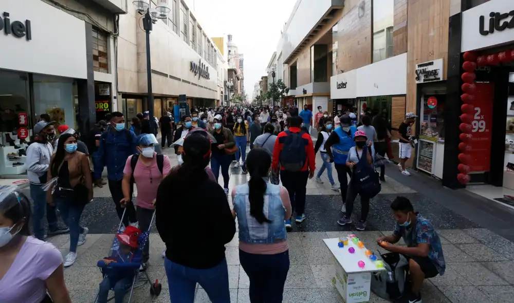 La capital peruana se ubica en el puesto 125 del mundo de urbes más costosas. Foto: Carlos Contreras/La República La capital peruana se ubica en el puesto 125 del mundo de urbes más costosas. Foto: Carlos Contreras/La República