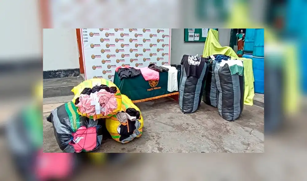 Los criminales sacaban la ropa con ayuda de los trabajadores. Estas prendas tenían como destinos mercados en los distritos. Créditos: URPI-GLR. Los criminales sacaban la ropa con ayuda de los trabajadores. Estas prendas tenían como destinos mercados en los distritos. Créditos: URPI-GLR.