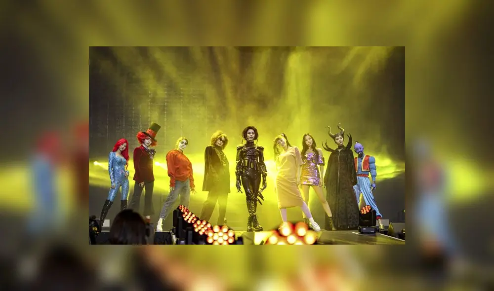 Mina sorprendió a sus fans al aparecer en el fan meeting por el aniversario cuatro de Twice: 'Once Halloween 2' Mina sorprendió a sus fans al aparecer en el fan meeting por el aniversario cuatro de Twice: 'Once Halloween 2'