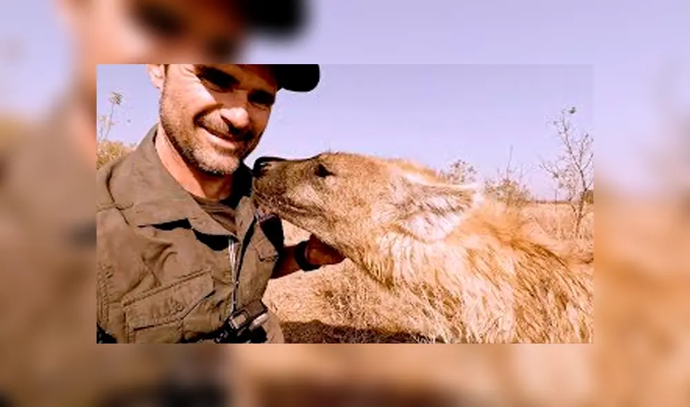 Desliza hacia la izquierda para ver el encuentro de un turista con hienas que se ha vuelto viral en YouTube.