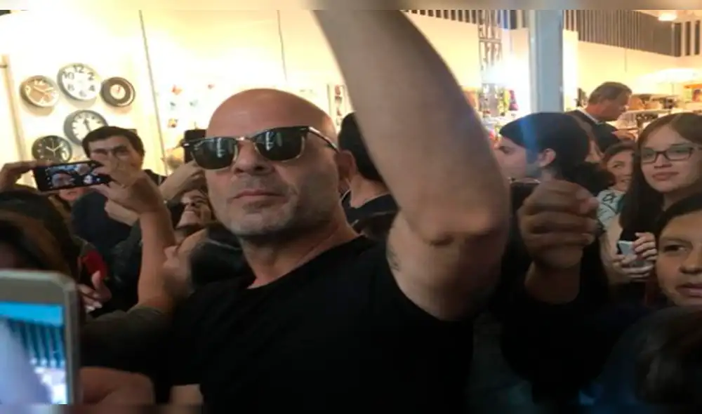YouTube Viral: Pensaron que era Bruce Willis y arman tremendo alboroto en Chile [VIDEO]