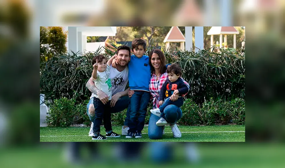 Antonella Roccuzzo seduce con atrevido vestido en desfile de modas [VIDEO]