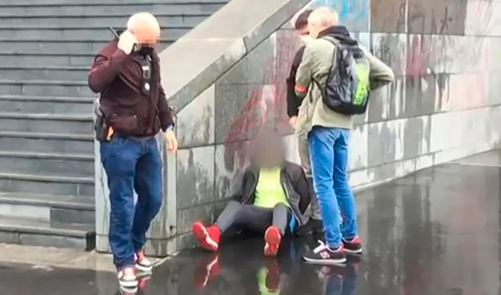 El joven de 18 años nacido en Pakistán, fue detenido por la Policía en la plaza de la Bastilla luego de protagonizar un ataque con cuchillo. Foto: Captura / AFP El joven de 18 años nacido en Pakistán, fue detenido por la Policía en la plaza de la Bastilla luego de protagonizar un ataque con cuchillo. Foto: Captura / AFP