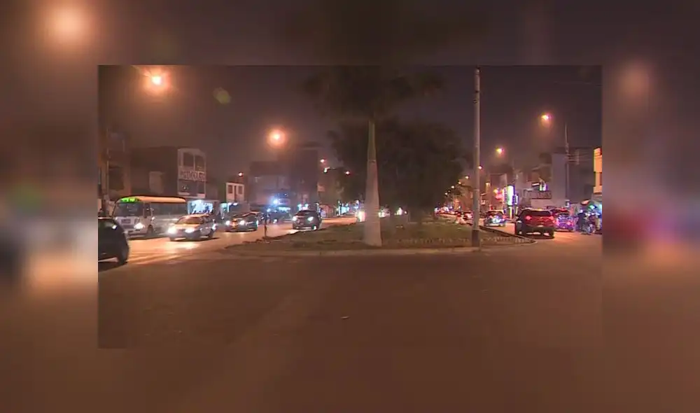 El asalto habría ocurrido a la altura del paradero 12 de la avenida Canto Grande. (Foto: Captura de video / América Noticias)