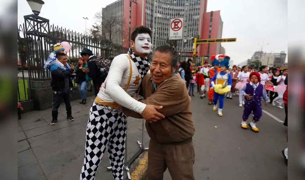 Así se celebró el Día del Payaso Peruano por calles de Lima [FOTOS]