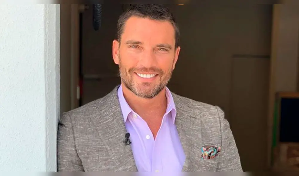 Julián Gil Julián Gil